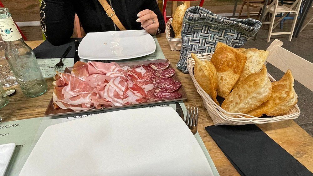 Aperitivo con salumi